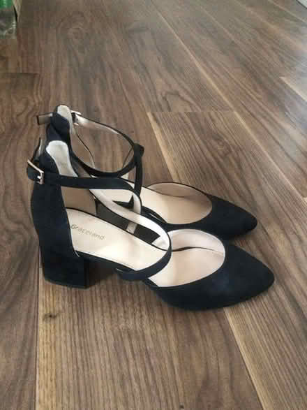 Photo of free Ladies block heel shoes (Cavendish DE23) #2