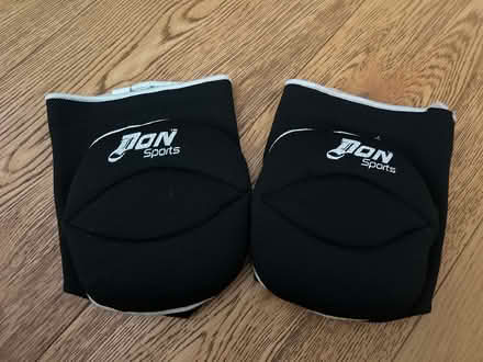 Photo of free Knee pads (Pyrford) #1
