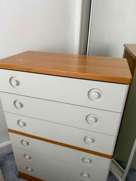 Photo of free Chest of drawers to give away (Bruntsfield, Edinburgh EH10) #3
