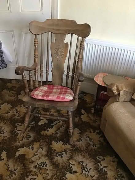Photo of free Mid century rocking chair (Wallington SM6) #1