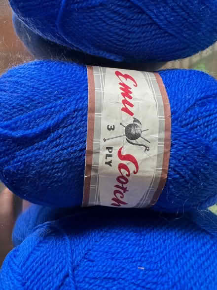 Photo of free 4oz vintage 3ply 100% wool yarn in beautiful bright blue (Harley Shute TN38) #3