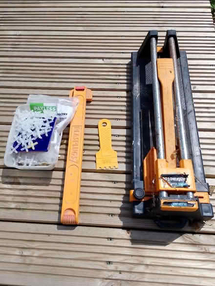 Photo of free Tiling kit (Barry) #1