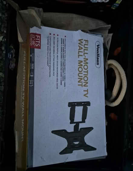 Photo of free TV wall mount (West Harrow) #1