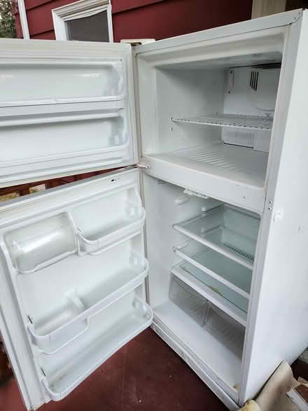 Photo of free Kenmore Refrigerator (Lake City Way) #3