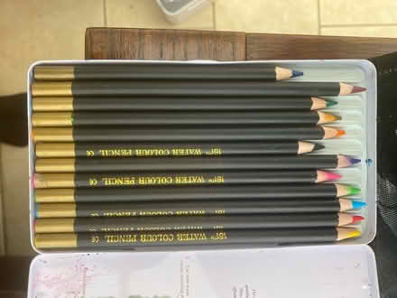 Photo of free 12 watercolour pencils in tin (Gamesley SK13) #1