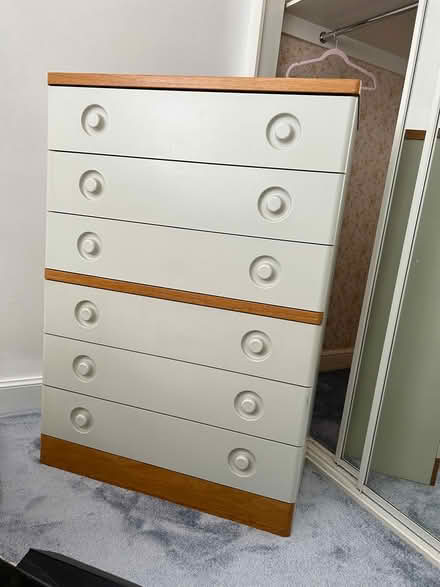 Photo of free Chest of drawers to give away (Bruntsfield, Edinburgh EH10) #1