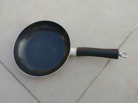 Photo of free Small Non-Stick Frying/Omelette pan (Loughton IG10) #1
