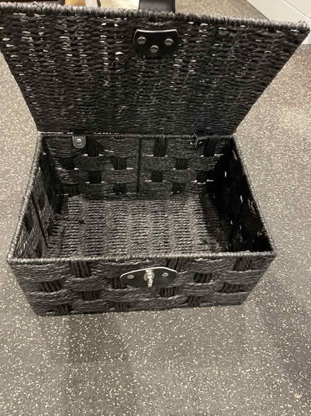 Photo of free Wicker hamper (Heybridge Basin, CM9) #2