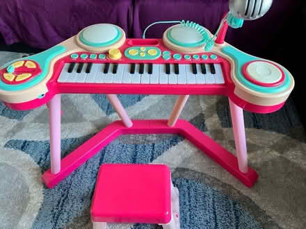 Photo of free Kids Piano with microphone and stool (River Thames TW18) #1