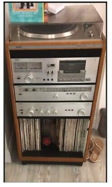 Photo of Old stereo (LA6 Over Kellet) #1