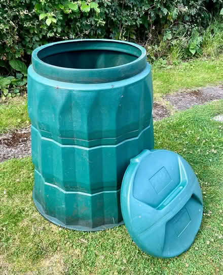Photo of free Compost bin - green (CO7 Wivenhoe) #2