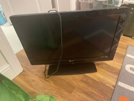 Photo of free Old LG TV (CM77 Black Notley nr Braintree) #1