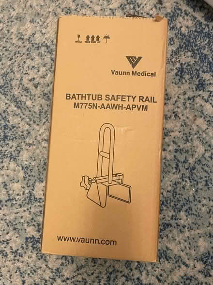 Photo of free Bathtub safety rail (Santa Monica Blvd./Highland) #1