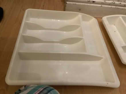 Photo of free 40cm wide white plastic cutlery tray (Brampton S40) #1
