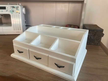 Photo of free Desk organiser/makeup organiser (WV2) #1