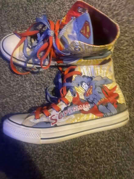 Photo of free Superman converse (Hammersmith) #2