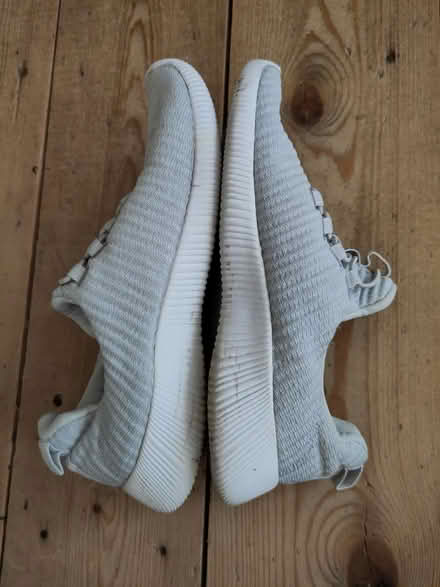 Photo of free Venice trainers size 36 or 37 (L1 Liverpool City Centre) #3