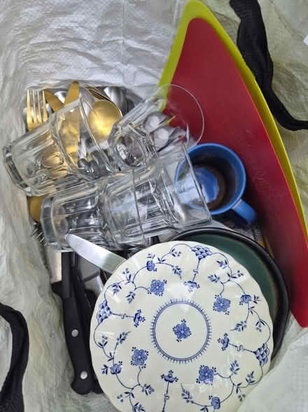 Photo of free Kitchen misc (West Harrow) #1