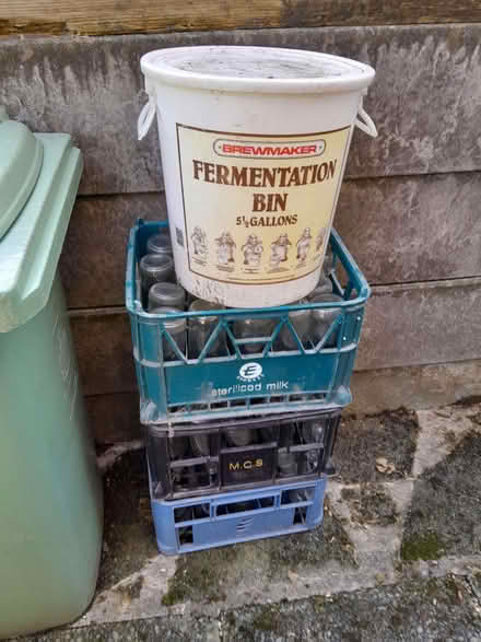 Photo of free home brew stuff (Moss Bank WA11) #1