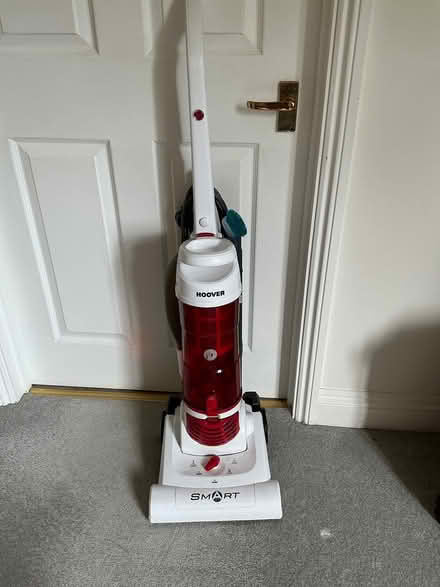 Photo of free Hoover Vacuum needs repairing (Horsham) #1