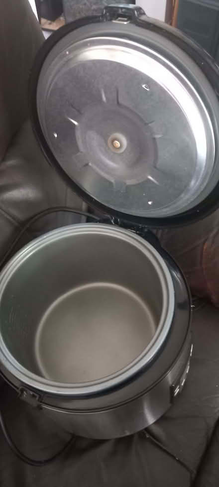 Photo of free Tefal electronic 4 in 1 rice cooker (Victoria Park HP20) #2