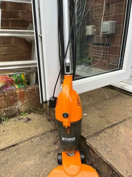 Photo of free Lightweight hoover (Luton Airport LU2) #1
