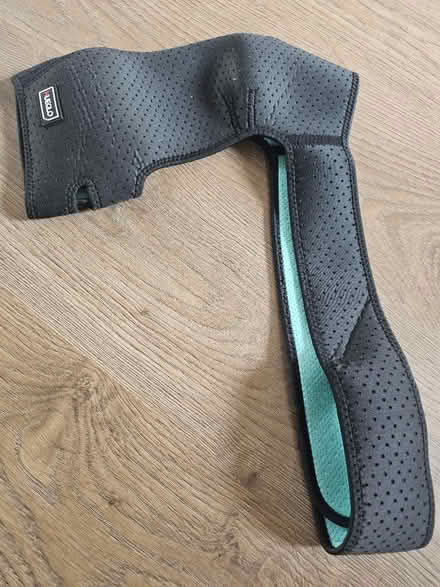 Photo of free Shoulder support (Burgess hill) #1