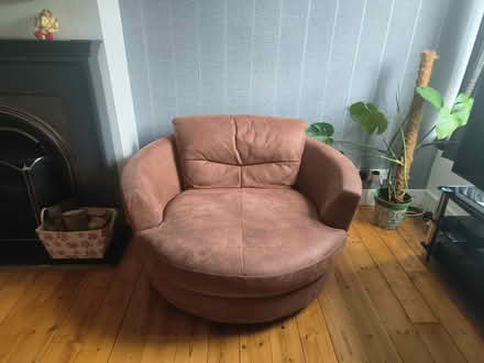 Photo of free Large swivel love seat (Mereworth ME18) #1