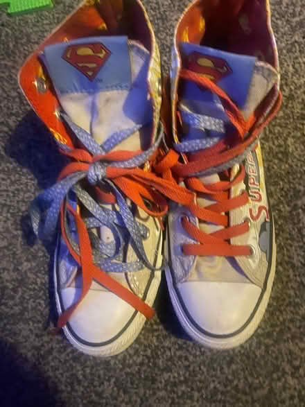 Photo of free Superman converse (Hammersmith) #1