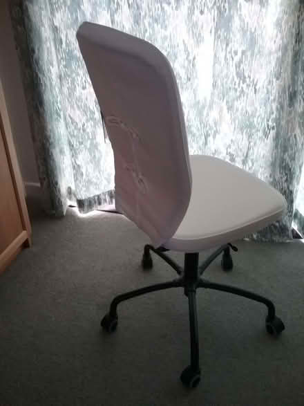 Photo of free ikea office chair (Martin's Heron RG12) #1