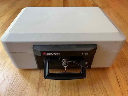 Photo of free Sentry model 1160 portable safe (Los Gatos near downtown) #1