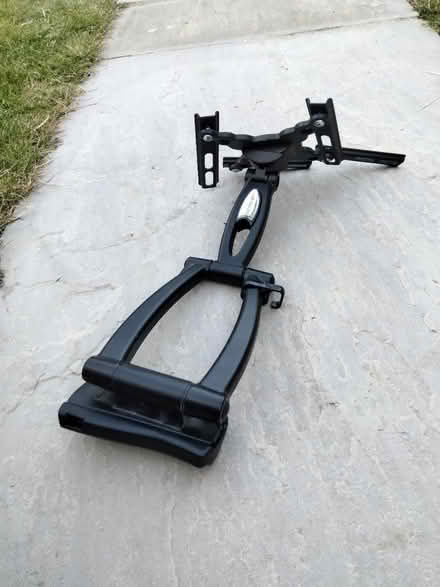 Photo of free TV wall bracket (EN11)