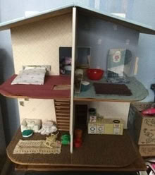 Photo of free Dolls House - Rotatable - Demountable (Theydon Bois CM16) #2