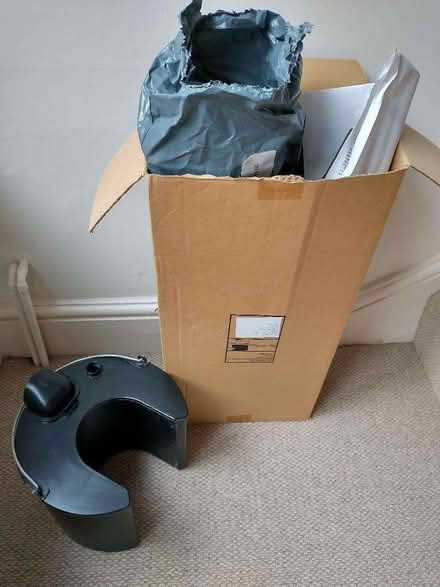 Photo of free Carpet vacuum and washer (Cherry Orchard SY2) #3