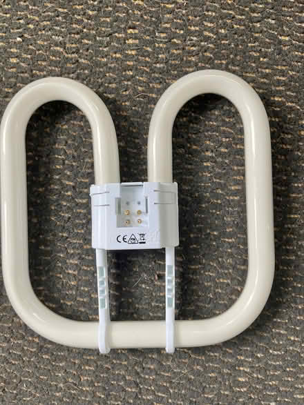 Photo of free 4 pin fluorescent light (Street BA16) #2