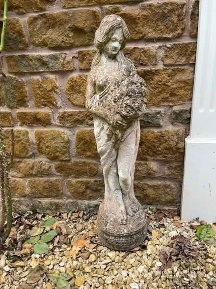 Photo of free Garden ornaments (Hanwell Fields OX16) #1