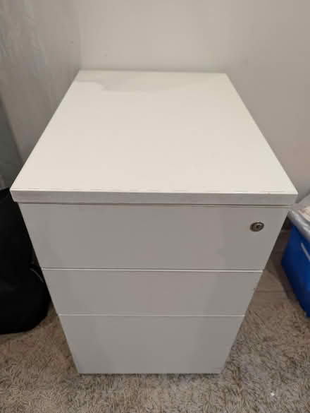 Photo of free 3 drawer set of drawers (KT7) #1