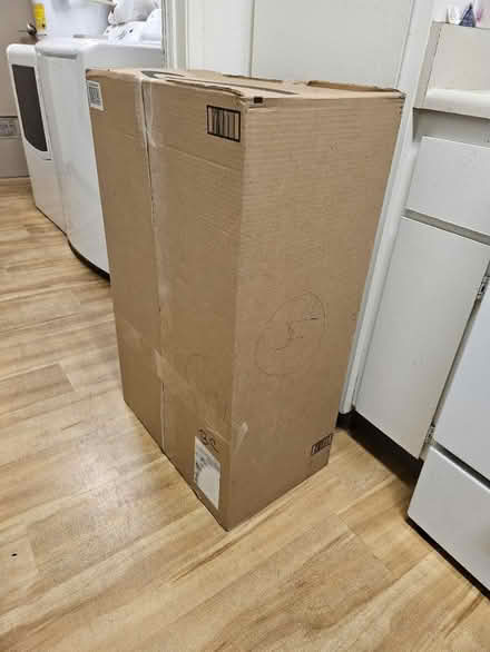 Photo of free Large empty box (Fair Oaks and Wolfe) #1