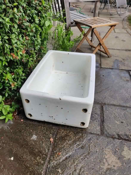 Photo of free Belfast sink (from garden) (Chesham HP5) #2