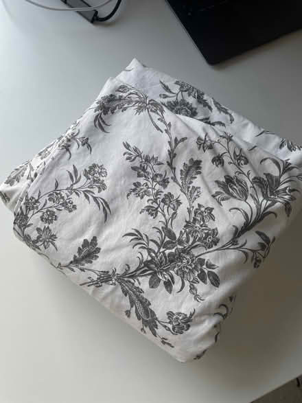 Photo of free Bed sheets (SW17) #1