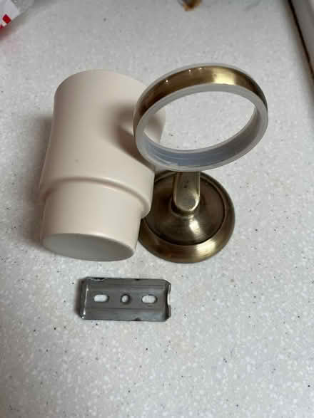 Photo of free Tooth brush holder (Ba11) #1