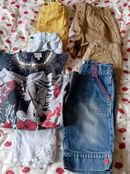 Photo of free 5-6years Girls Summer Clothes (BD3, Barkerend) #1