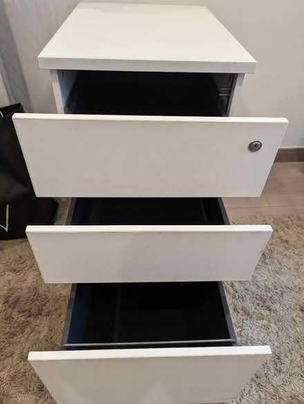 Photo of free 3 drawer set of drawers (KT7) #4