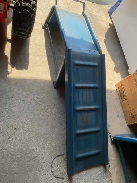 Photo of free Set of car ramps (Lindenhurst south of Hoffman) #1