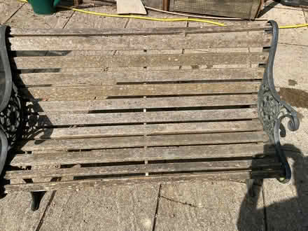 Photo of free Garden bench (Chineham RG24) #1