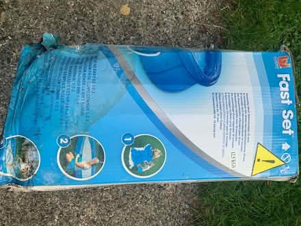 Photo of free Easy up 10ft pool (Newbury, Berkshire RG14) #2
