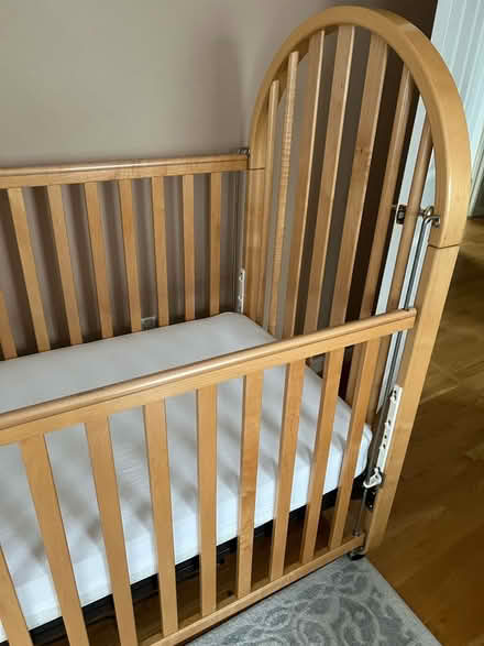 Photo of free Simmons Crib (Billerica Center) #1