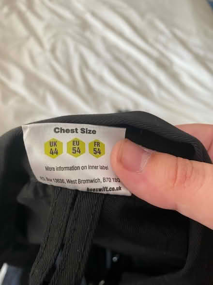 Photo of free Black overall (En5 3da) #2