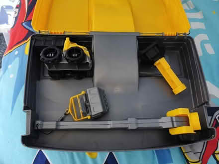 Photo of free Kinetic sand box (ME15) #2