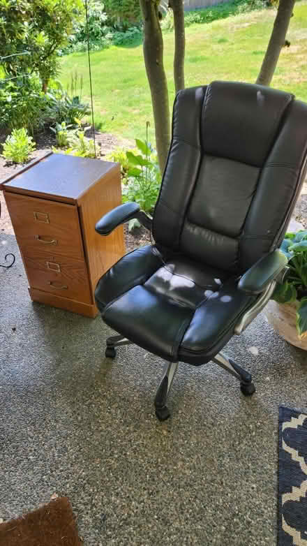 Photo of free Office furniture (Cathcart) #1
